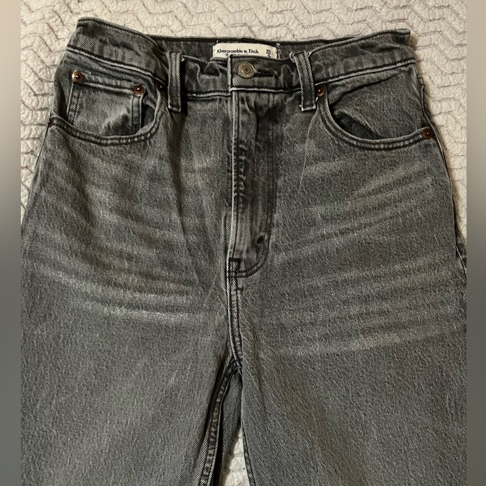 Jeans Abercrombie Ultra High Rise 90s